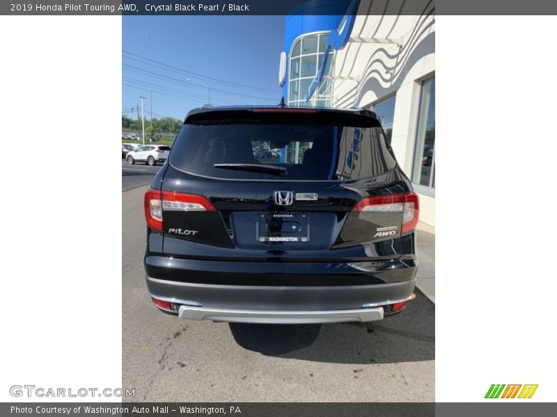 Crystal Black Pearl / Black 2019 Honda Pilot Touring AWD