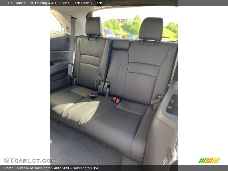 Crystal Black Pearl / Black 2019 Honda Pilot Touring AWD