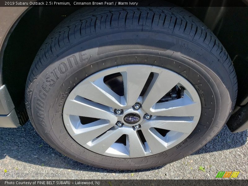 Cinnamon Brown Pearl / Warm Ivory 2019 Subaru Outback 2.5i Premium