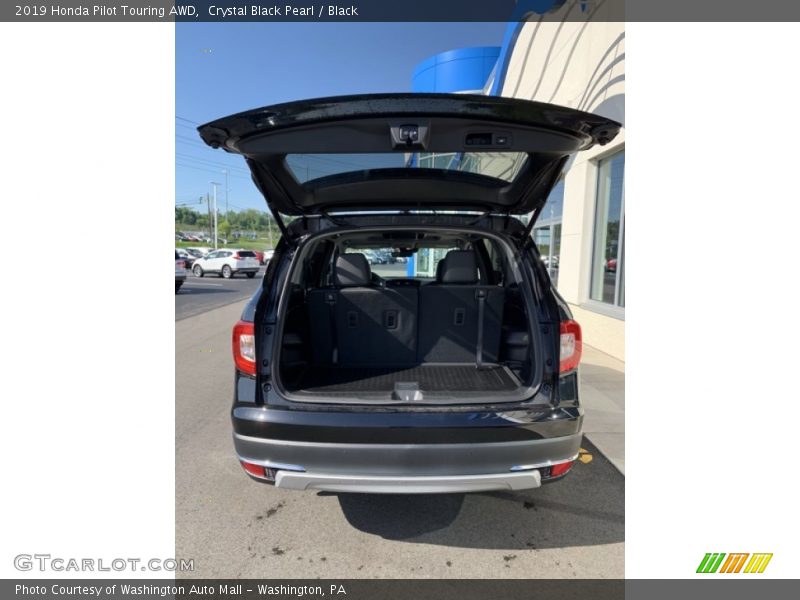 Crystal Black Pearl / Black 2019 Honda Pilot Touring AWD