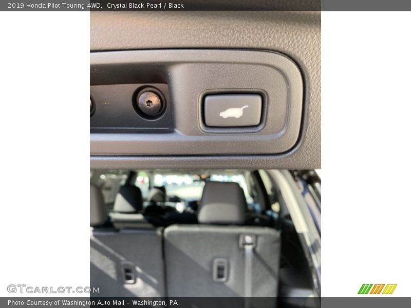 Crystal Black Pearl / Black 2019 Honda Pilot Touring AWD