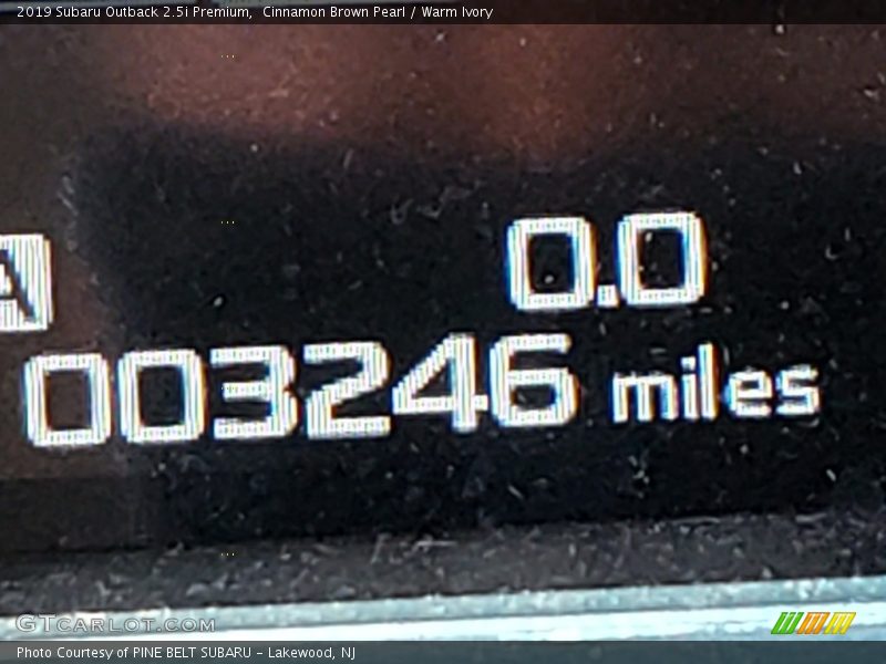 Cinnamon Brown Pearl / Warm Ivory 2019 Subaru Outback 2.5i Premium