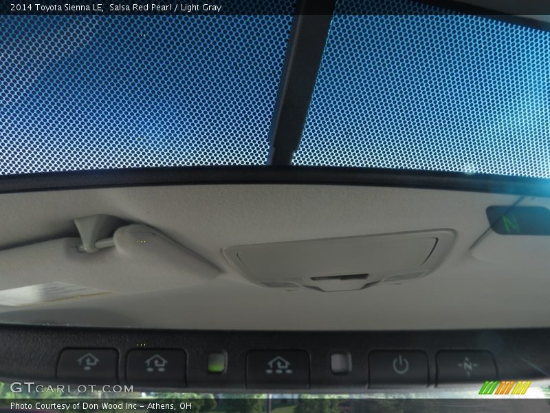 Salsa Red Pearl / Light Gray 2014 Toyota Sienna LE