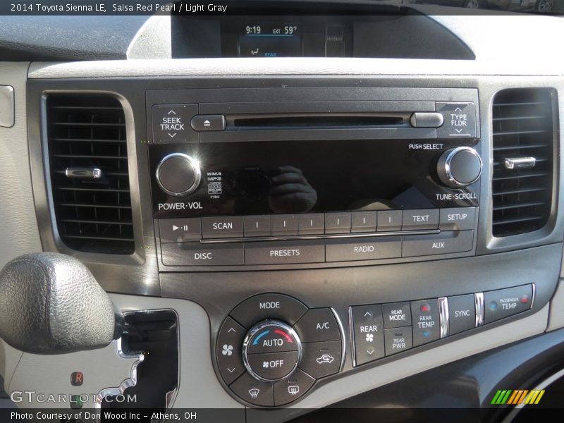 Salsa Red Pearl / Light Gray 2014 Toyota Sienna LE