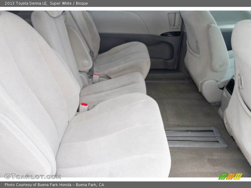 Super White / Bisque 2013 Toyota Sienna LE
