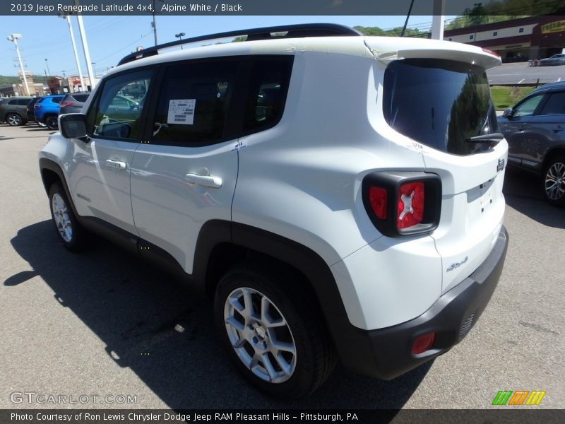 Alpine White / Black 2019 Jeep Renegade Latitude 4x4
