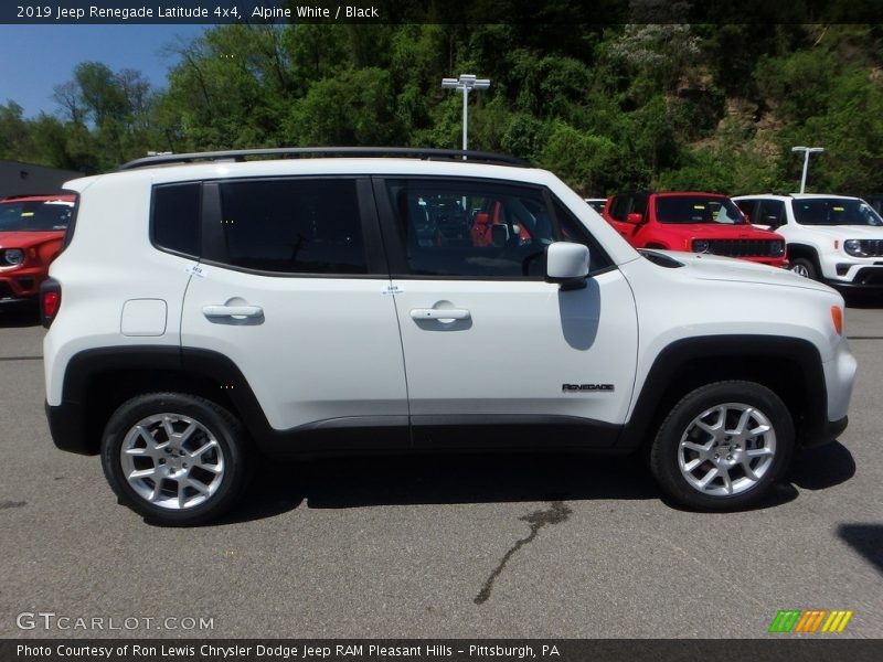 Alpine White / Black 2019 Jeep Renegade Latitude 4x4