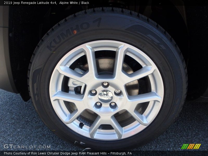 Alpine White / Black 2019 Jeep Renegade Latitude 4x4