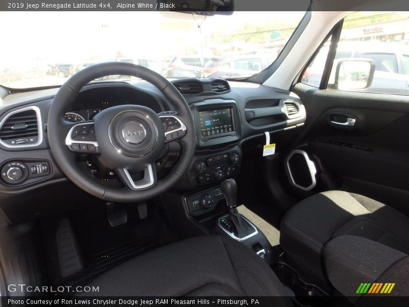 Alpine White / Black 2019 Jeep Renegade Latitude 4x4