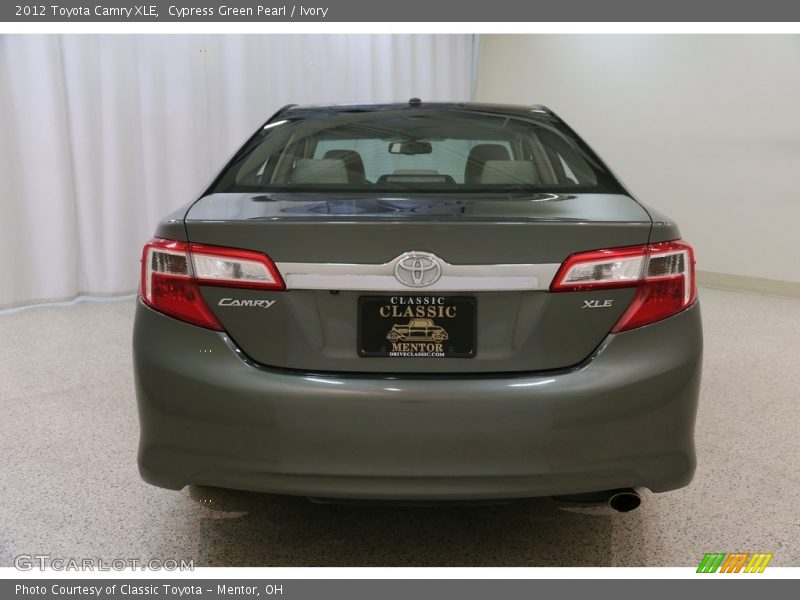 Cypress Green Pearl / Ivory 2012 Toyota Camry XLE