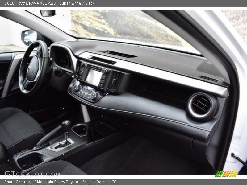 Super White / Black 2018 Toyota RAV4 XLE AWD