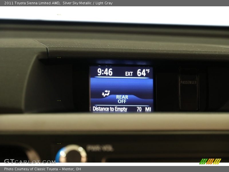 Silver Sky Metallic / Light Gray 2011 Toyota Sienna Limited AWD