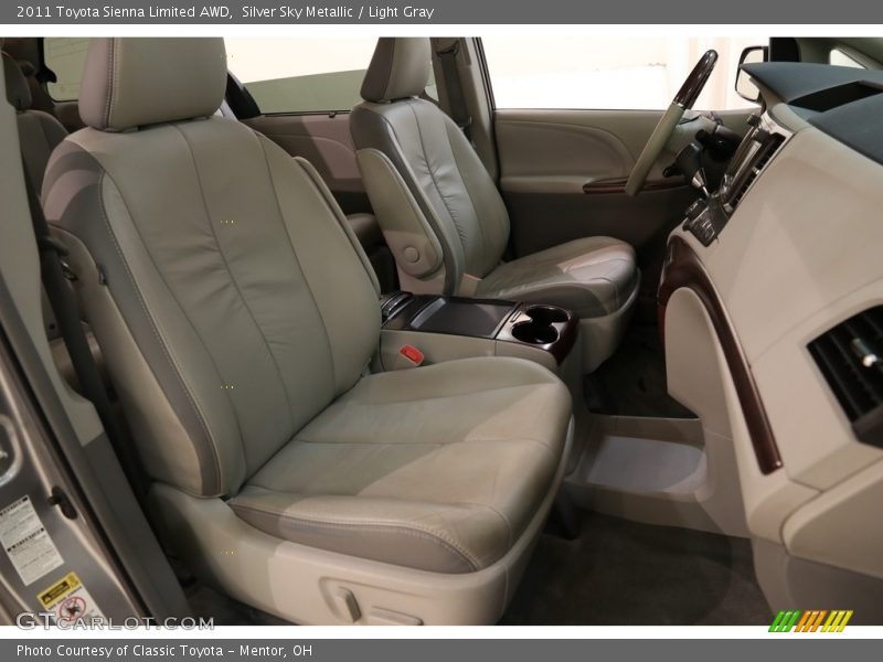 Silver Sky Metallic / Light Gray 2011 Toyota Sienna Limited AWD