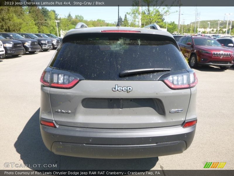 Sting-Gray / Black 2019 Jeep Cherokee Latitude Plus 4x4