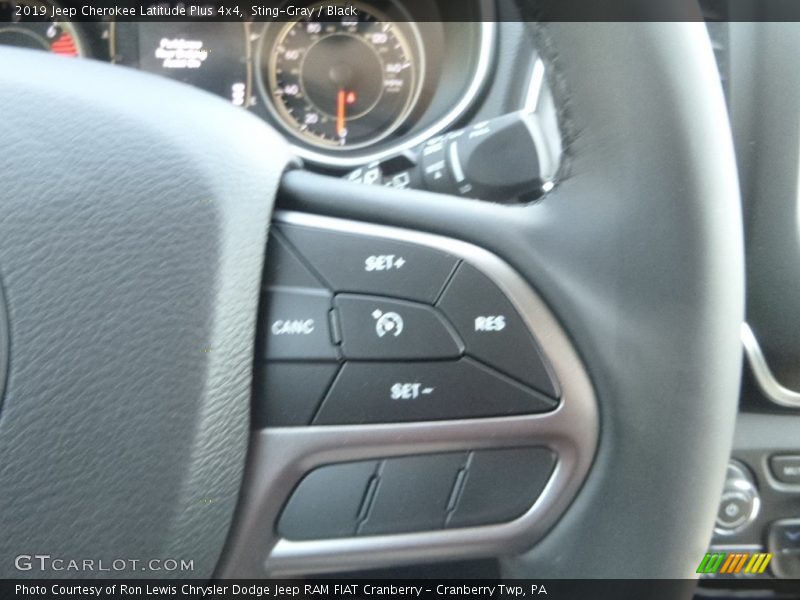 Sting-Gray / Black 2019 Jeep Cherokee Latitude Plus 4x4