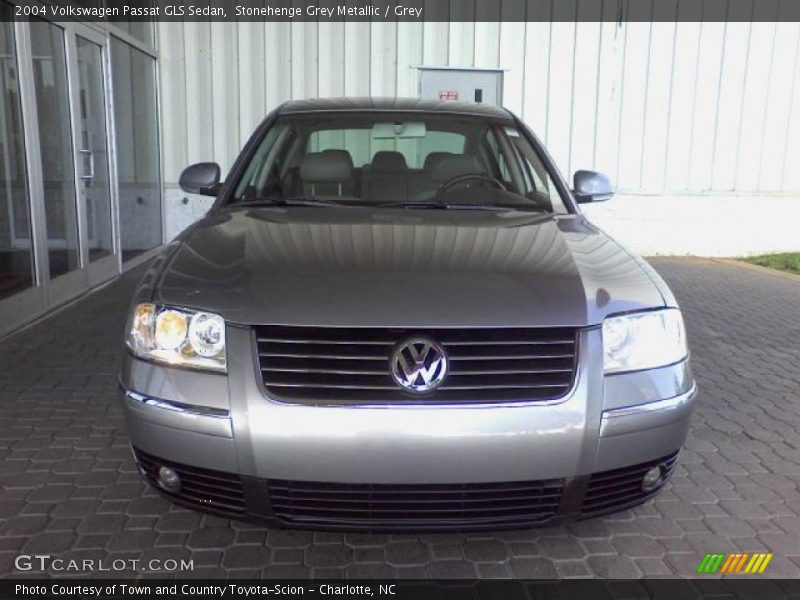 Stonehenge Grey Metallic / Grey 2004 Volkswagen Passat GLS Sedan