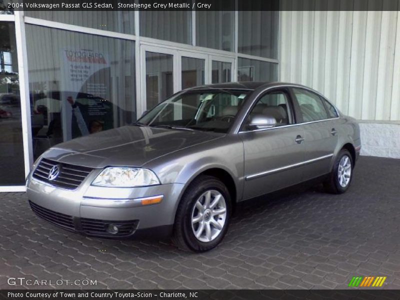 Stonehenge Grey Metallic / Grey 2004 Volkswagen Passat GLS Sedan