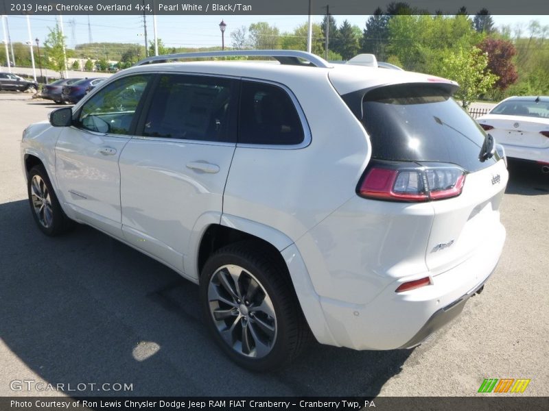 Pearl White / Black/Tan 2019 Jeep Cherokee Overland 4x4