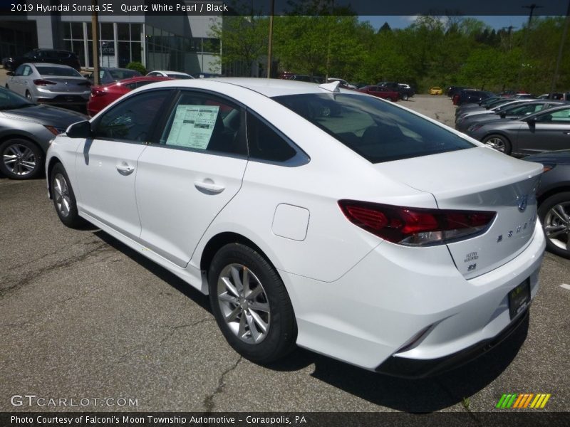 Quartz White Pearl / Black 2019 Hyundai Sonata SE