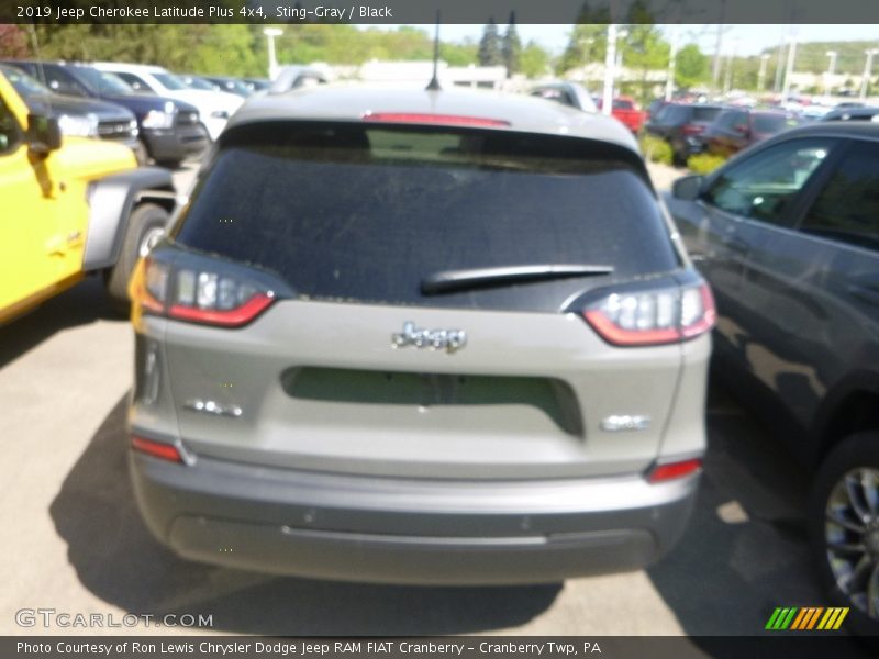 Sting-Gray / Black 2019 Jeep Cherokee Latitude Plus 4x4