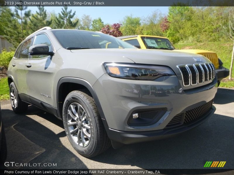 Sting-Gray / Black 2019 Jeep Cherokee Latitude Plus 4x4