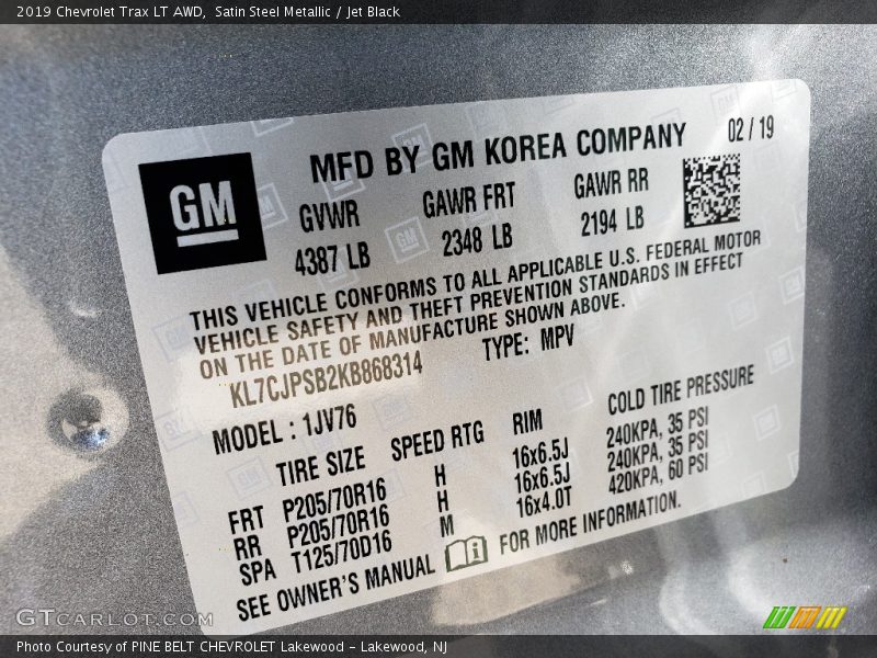 Satin Steel Metallic / Jet Black 2019 Chevrolet Trax LT AWD
