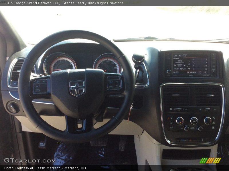 Granite Pearl / Black/Light Graystone 2019 Dodge Grand Caravan SXT