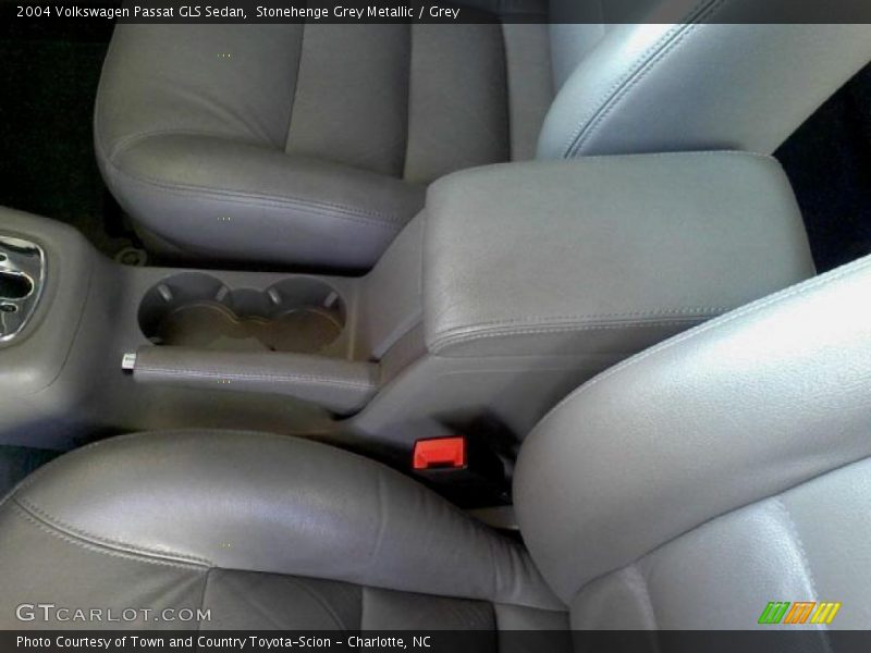 Stonehenge Grey Metallic / Grey 2004 Volkswagen Passat GLS Sedan