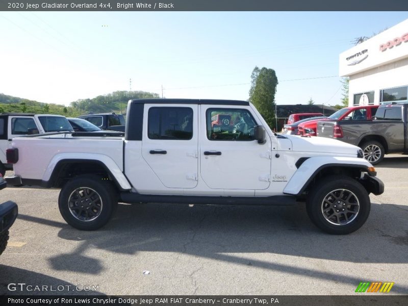  2020 Gladiator Overland 4x4 Bright White