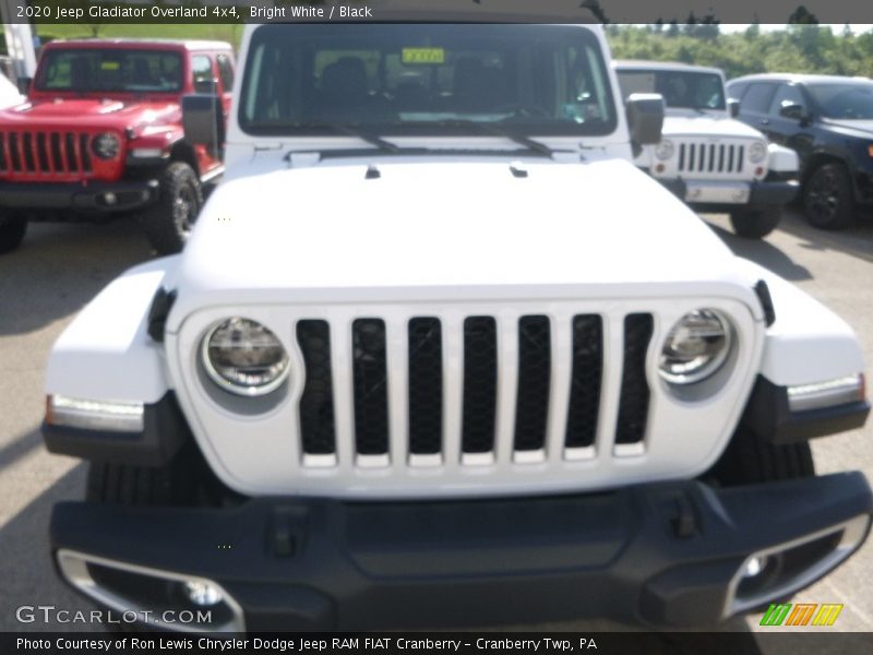 Bright White / Black 2020 Jeep Gladiator Overland 4x4