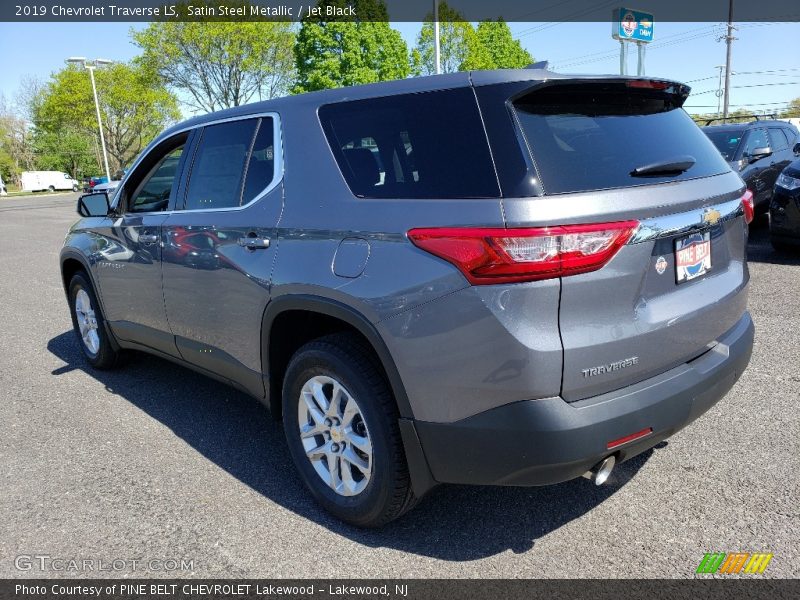 Satin Steel Metallic / Jet Black 2019 Chevrolet Traverse LS