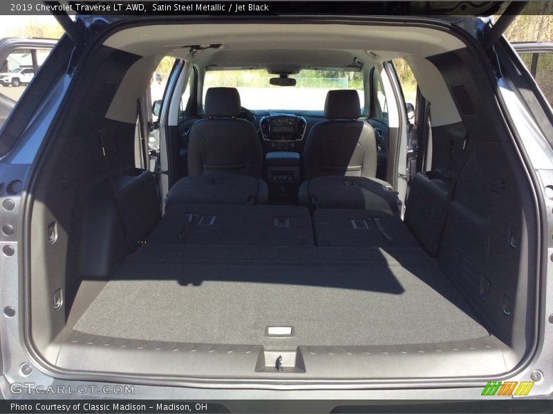Satin Steel Metallic / Jet Black 2019 Chevrolet Traverse LT AWD