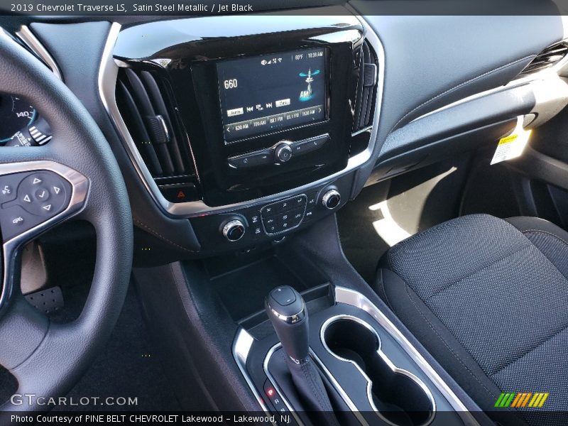 Satin Steel Metallic / Jet Black 2019 Chevrolet Traverse LS