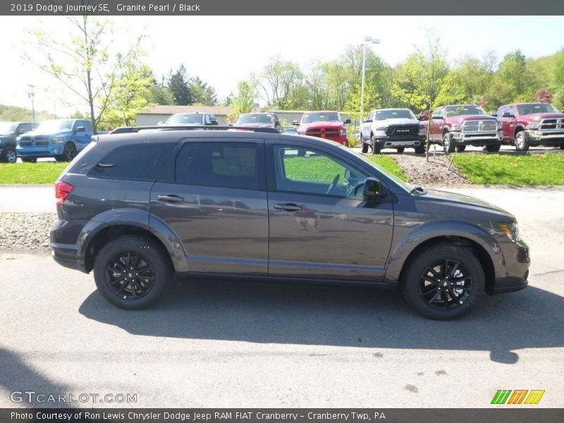 Granite Pearl / Black 2019 Dodge Journey SE