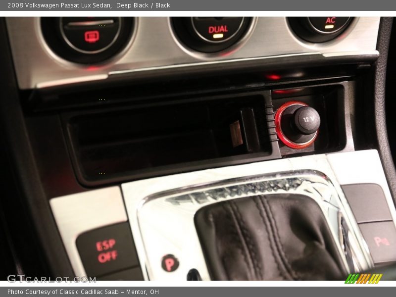 Deep Black / Black 2008 Volkswagen Passat Lux Sedan
