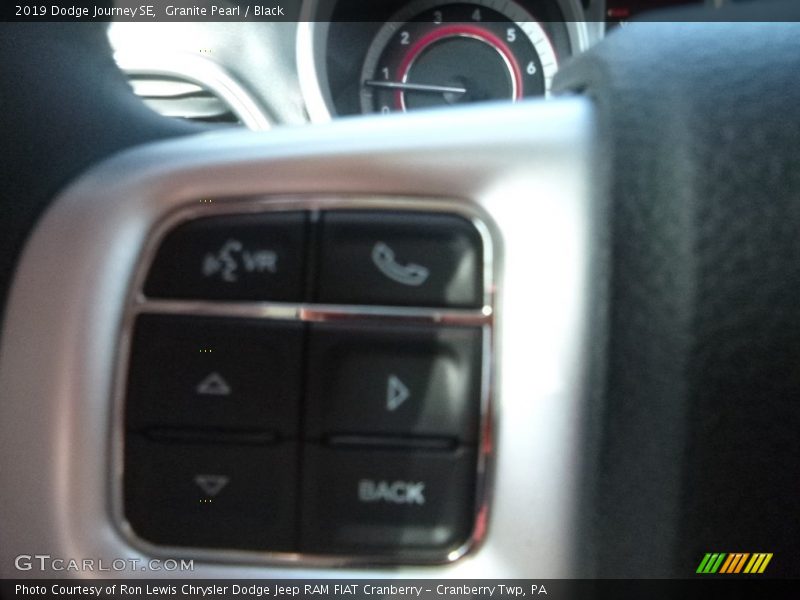 Granite Pearl / Black 2019 Dodge Journey SE