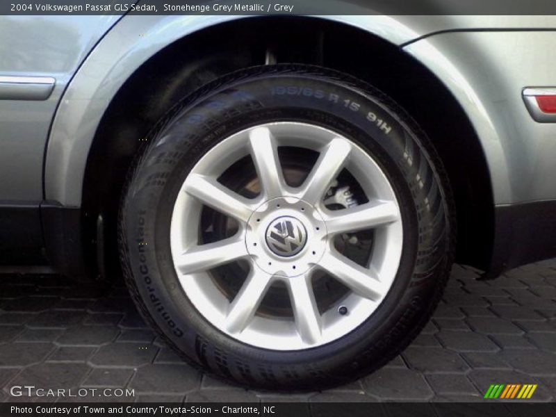 Stonehenge Grey Metallic / Grey 2004 Volkswagen Passat GLS Sedan