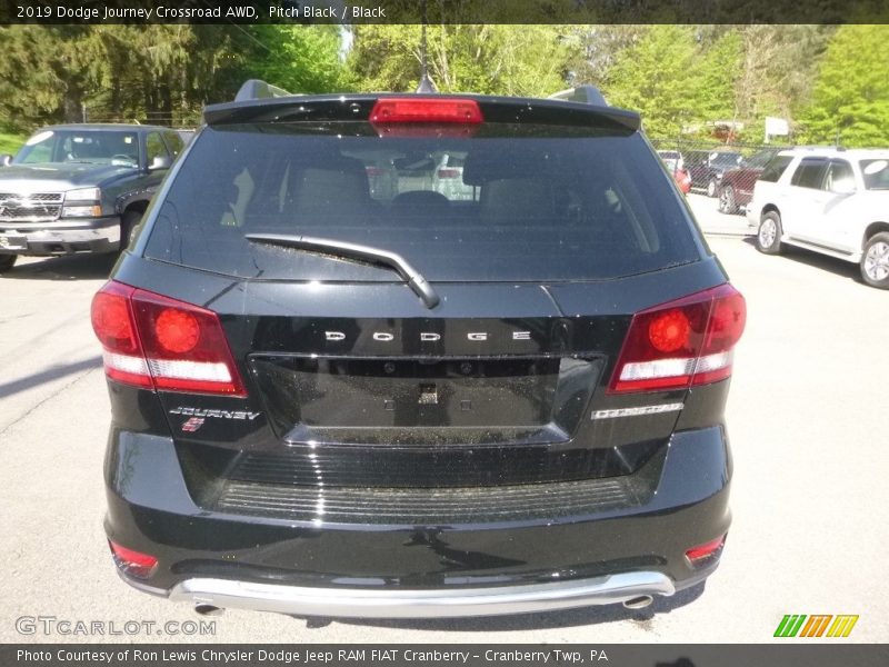 Pitch Black / Black 2019 Dodge Journey Crossroad AWD