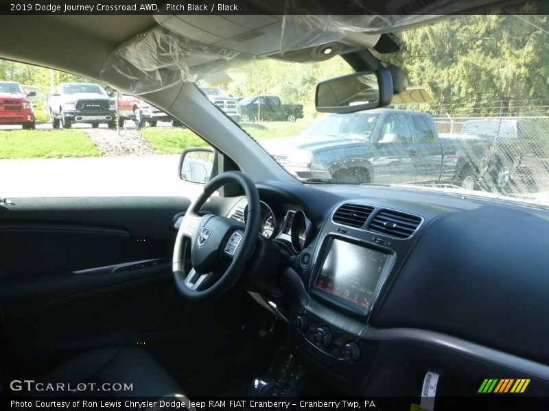 Pitch Black / Black 2019 Dodge Journey Crossroad AWD