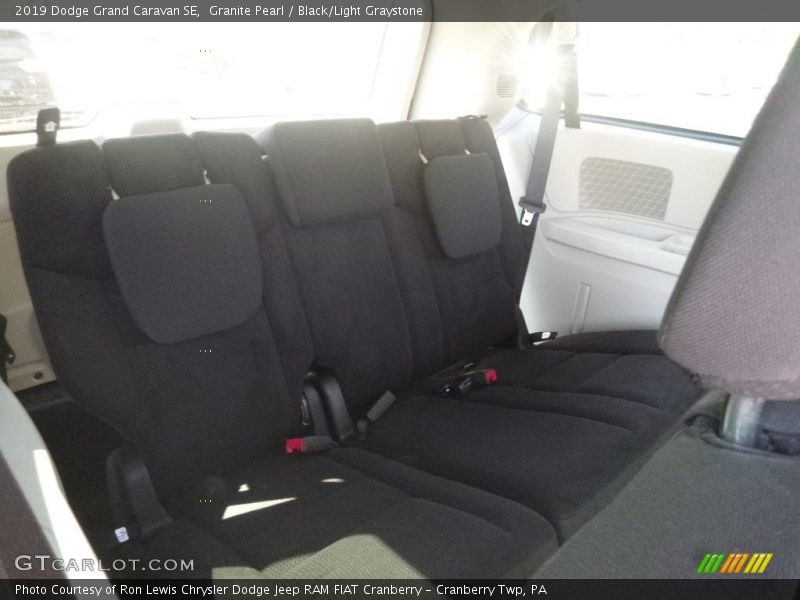 Granite Pearl / Black/Light Graystone 2019 Dodge Grand Caravan SE
