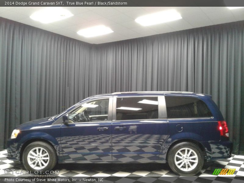 True Blue Pearl / Black/Sandstorm 2014 Dodge Grand Caravan SXT