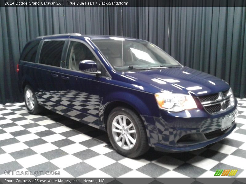 True Blue Pearl / Black/Sandstorm 2014 Dodge Grand Caravan SXT