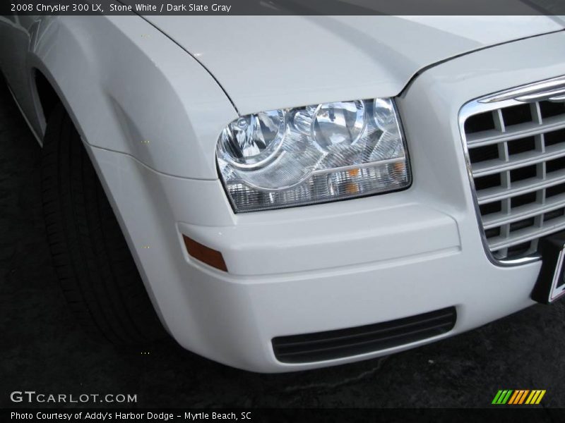 Stone White / Dark Slate Gray 2008 Chrysler 300 LX