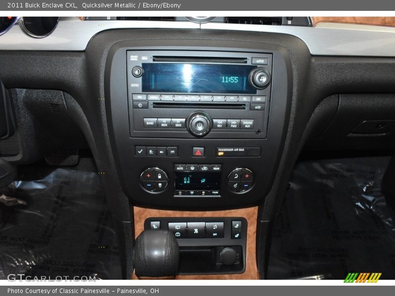 Quicksilver Metallic / Ebony/Ebony 2011 Buick Enclave CXL