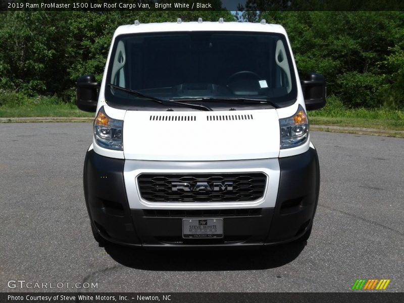 Bright White / Black 2019 Ram ProMaster 1500 Low Roof Cargo Van