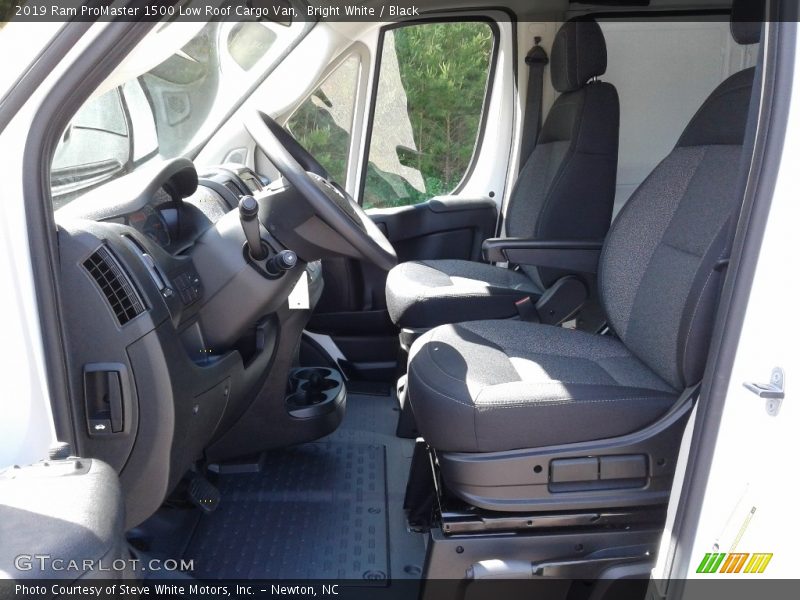 Bright White / Black 2019 Ram ProMaster 1500 Low Roof Cargo Van
