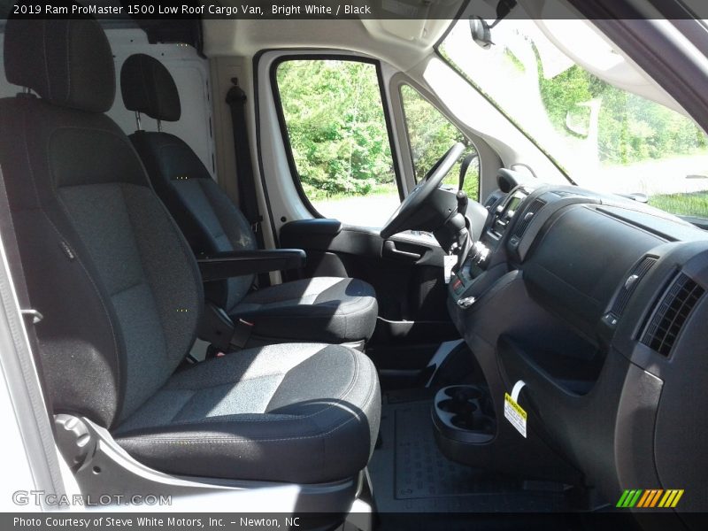 Bright White / Black 2019 Ram ProMaster 1500 Low Roof Cargo Van