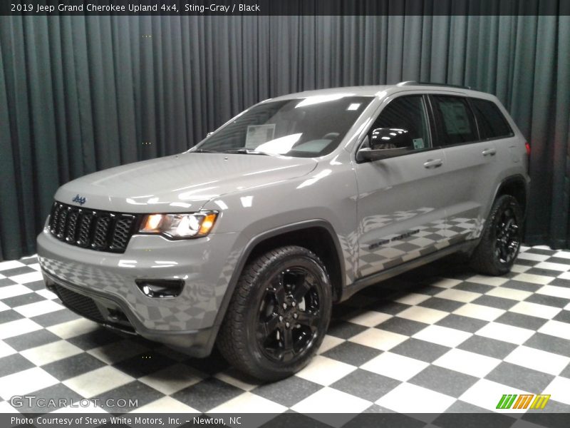 Sting-Gray / Black 2019 Jeep Grand Cherokee Upland 4x4