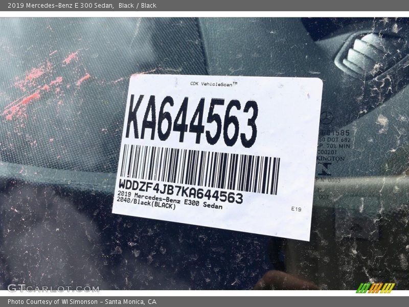 Black / Black 2019 Mercedes-Benz E 300 Sedan