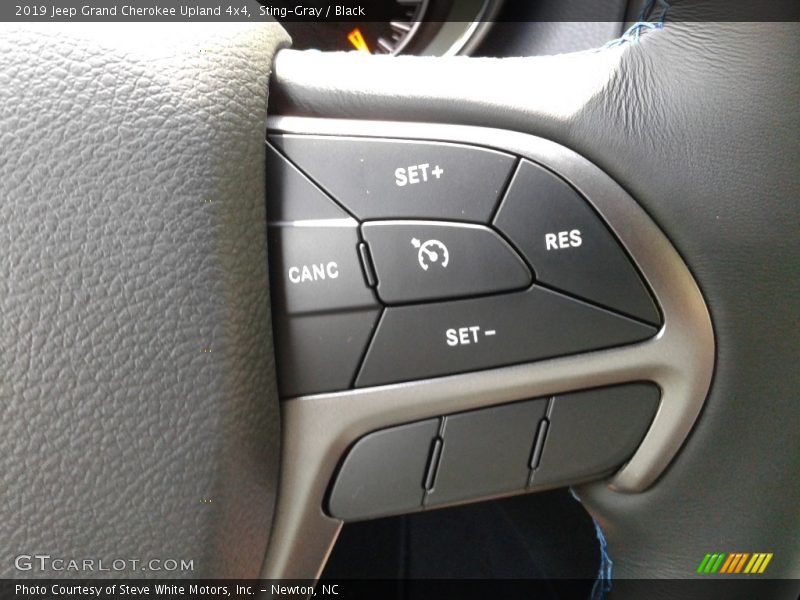 Sting-Gray / Black 2019 Jeep Grand Cherokee Upland 4x4